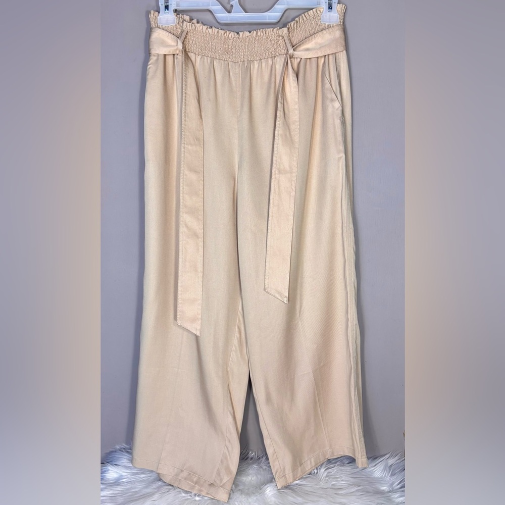 LAURA Pull On Capris - Picture 2 of 10